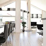 5 Star Holiday Home In Grossenbrode * Großenbrode